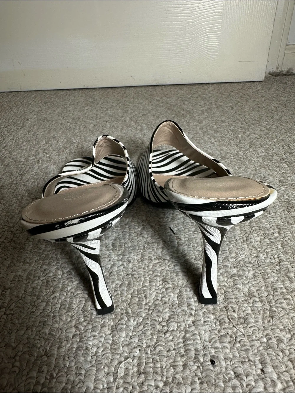 Mystic Zebra-Pattern Slide Heels - Black & White